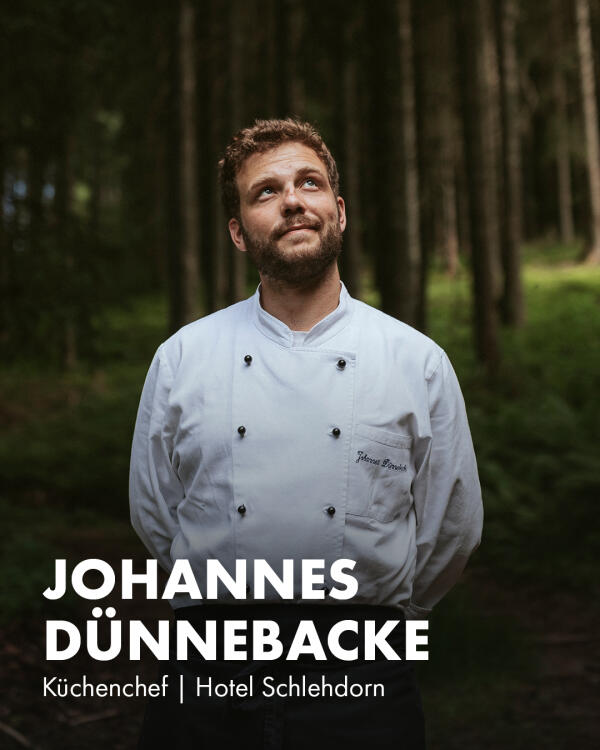 In der Schule hieß es bei ihm noch: Lernunlust. Heute ist er Küchenmeister und Geschäftsführer. 🍽️

Johannes Dünnebacke ...
